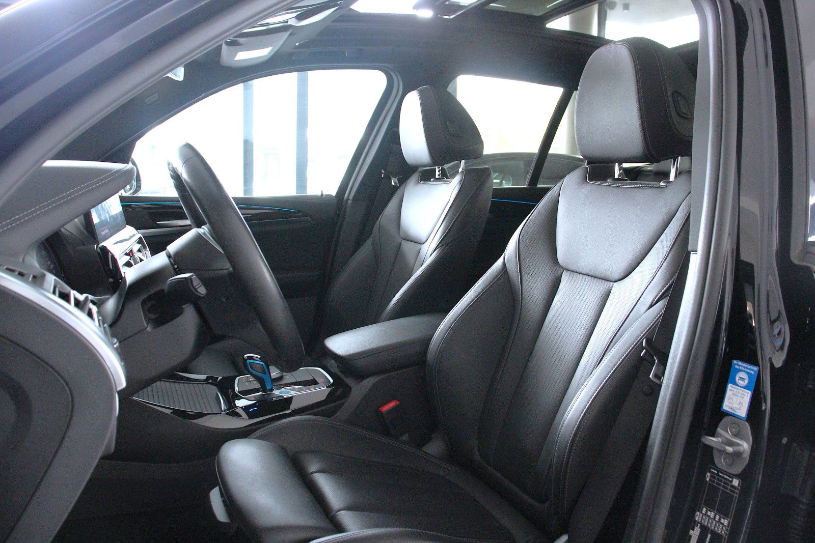 BMW iX3 M Sport (G08) *A-LED*KAMERA*LHZ*AHK*ACC foto 16