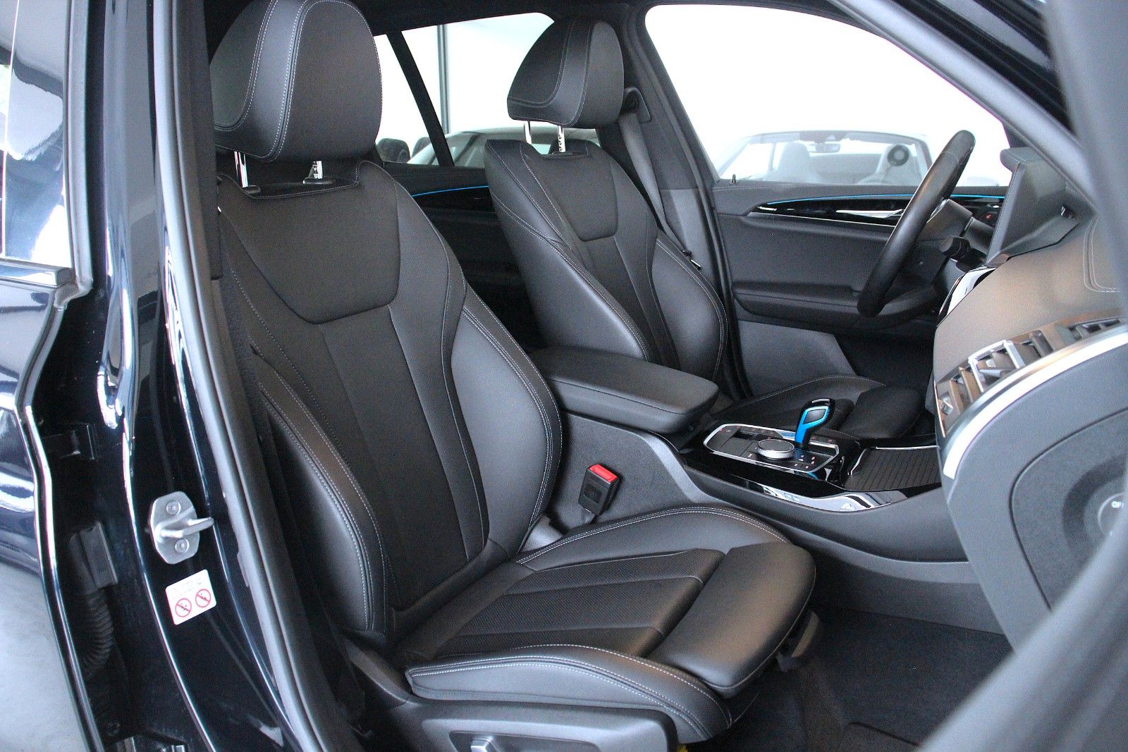 BMW iX3 M Sport (G08) *A-LED*KAMERA*LHZ*AHK*ACC foto 21