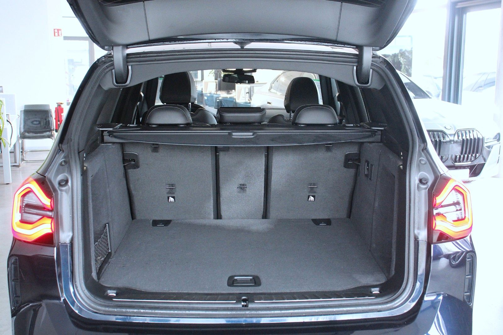 BMW iX3 M Sport (G08) *A-LED*KAMERA*LHZ*AHK*ACC foto 9