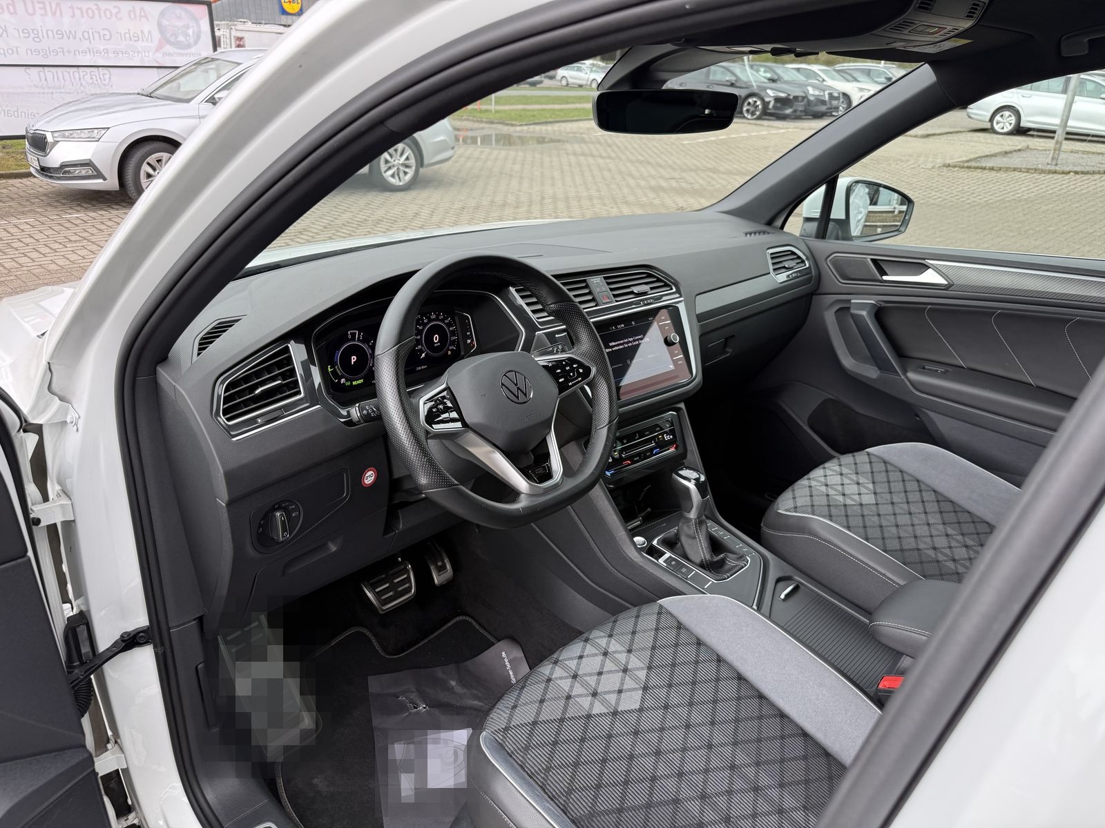 Volkswagen Tiguan R-Line eHybrid,19-Zoll,R-Kam,Matrix,Kessy foto 16