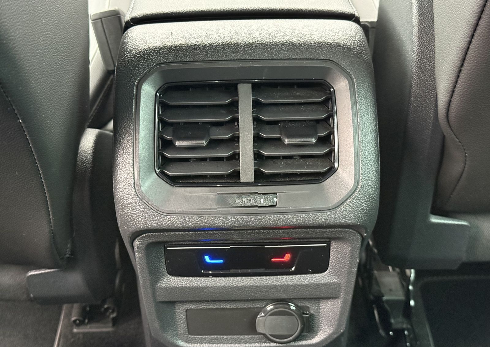 Volkswagen Tiguan R-Line eHybrid,19-Zoll,R-Kam,Matrix,Kessy foto 21