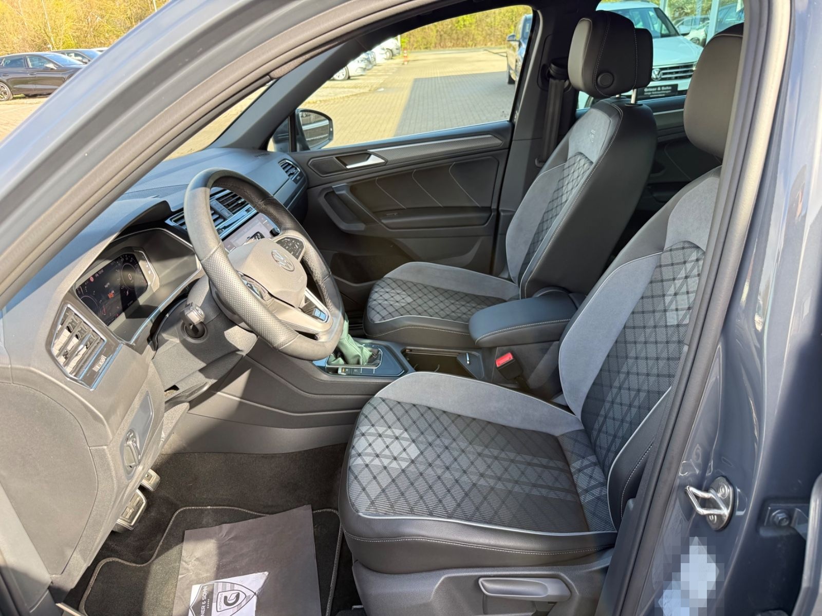 Volkswagen Tiguan R-Line e-Hybrid,AHK,Matrix,IQ-Drive,R-Kam foto 20