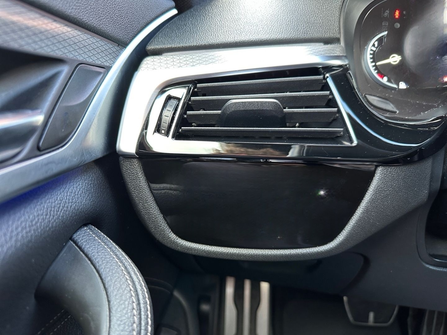 BMW 530 i xDrive Touring M Sport *HUD*Memory*AHK*HiF foto 24