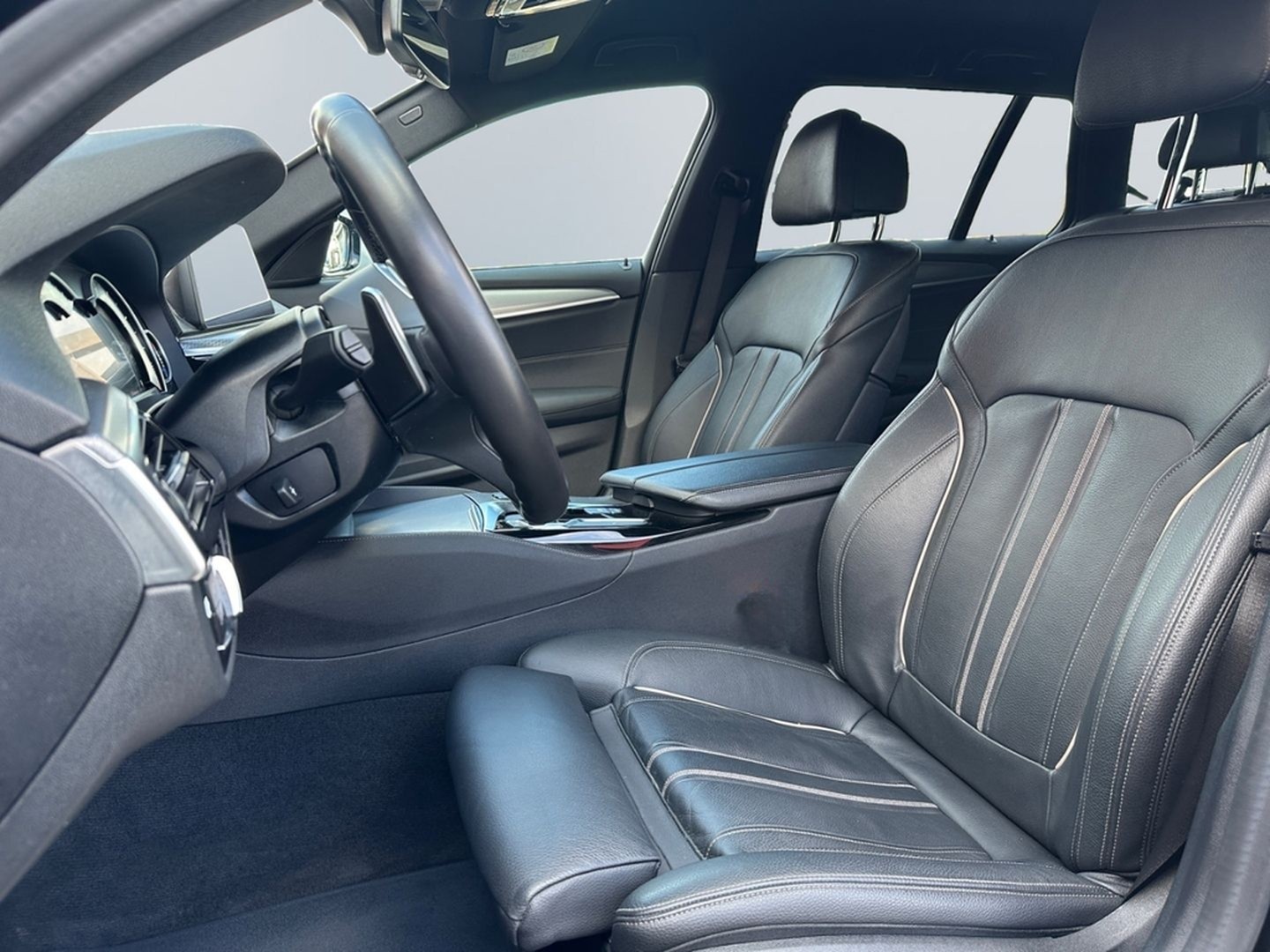 BMW 530 i xDrive Touring M Sport *HUD*Memory*AHK*HiF foto 9