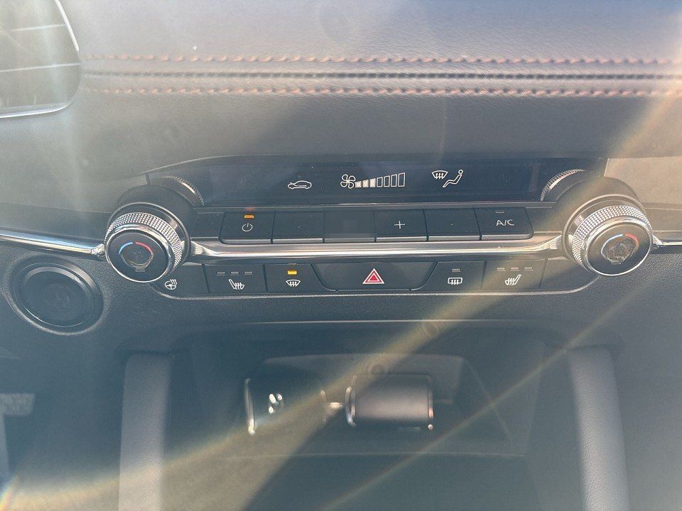 Mazda 3 2.0 M Hybrid SELECTION A18 foto 11