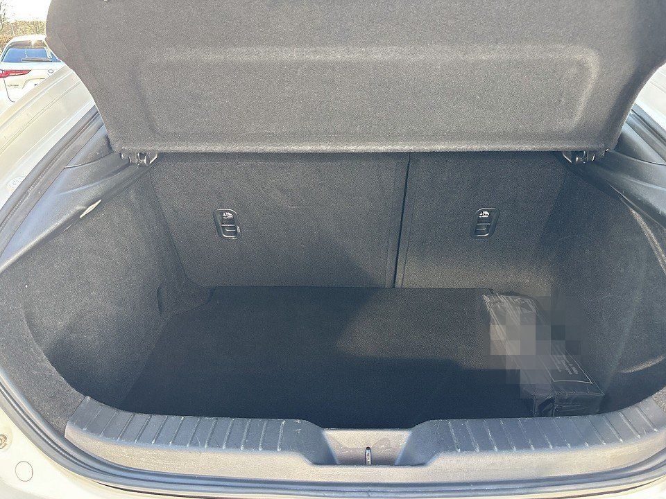 Mazda 3 2.0 M Hybrid SELECTION A18 foto 9