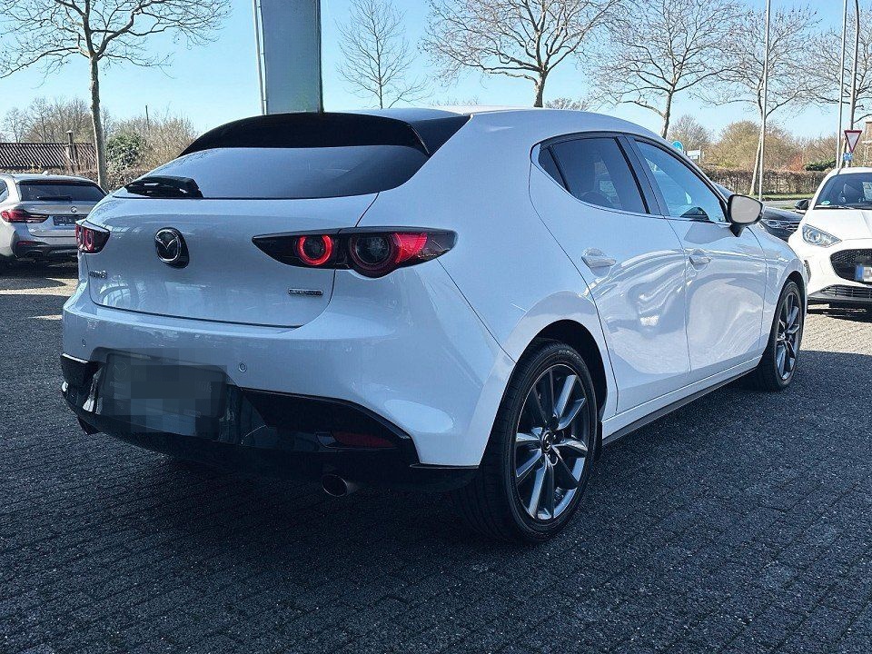 Mazda 3 2.0 M Hybrid SELECTION A18 DES-P PRE-P foto 3