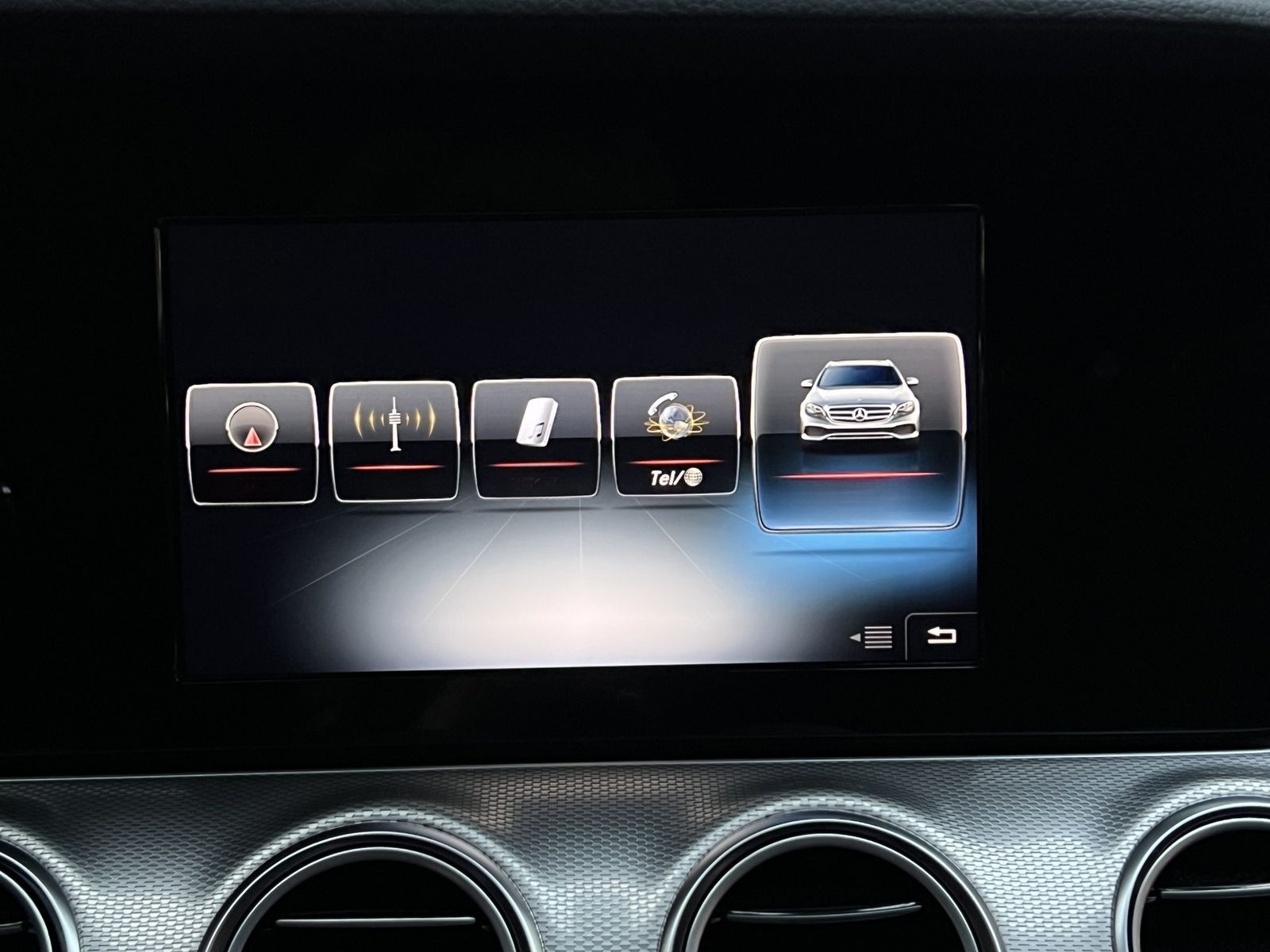 Mercedes-Benz E E220d AMG-Line Navi Kamera Burmester LED foto 14