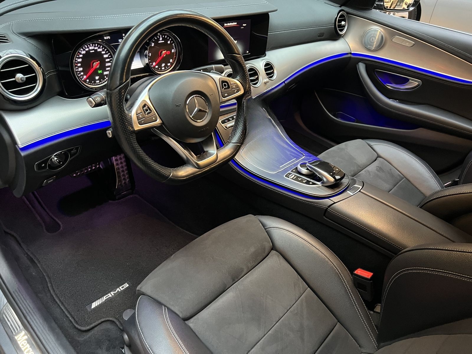 Mercedes-Benz E E220d AMG-Line Navi Kamera Burmester LED foto 3
