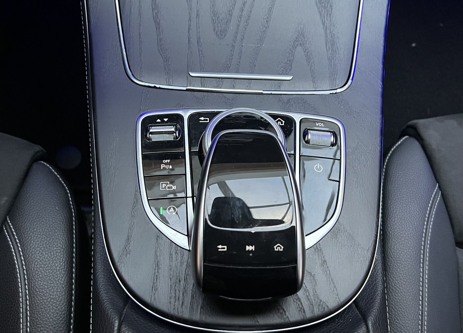 Mercedes-Benz E E220d AMG-Line Navi Kamera Burmester LED foto 22