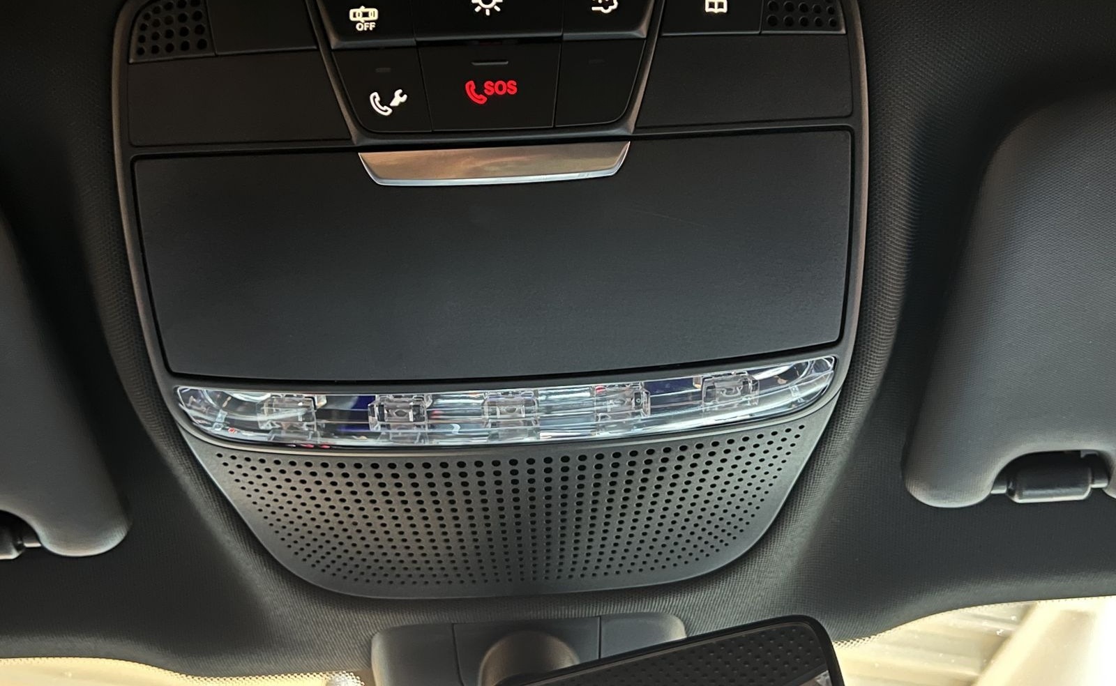 Mercedes-Benz E E220d AMG-Line Navi Kamera Burmester LED foto 29