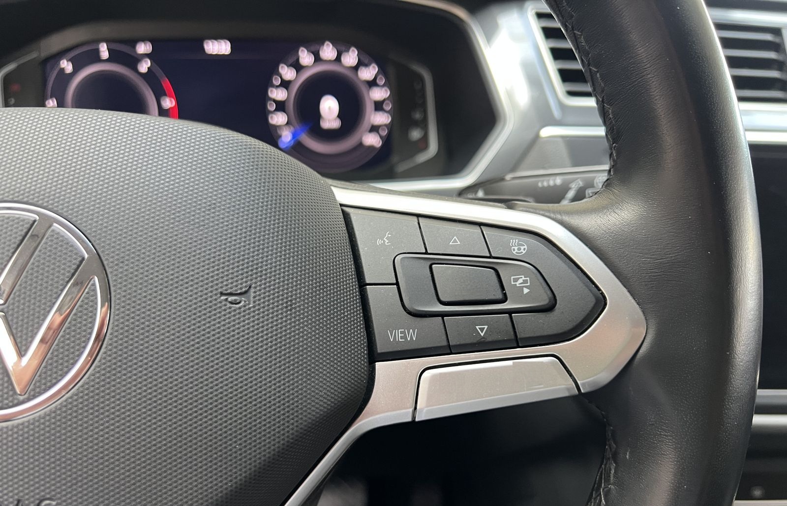 Volkswagen Tiguan Allspace Life 2.0TDI DSG Navi HeadUp LED foto 13