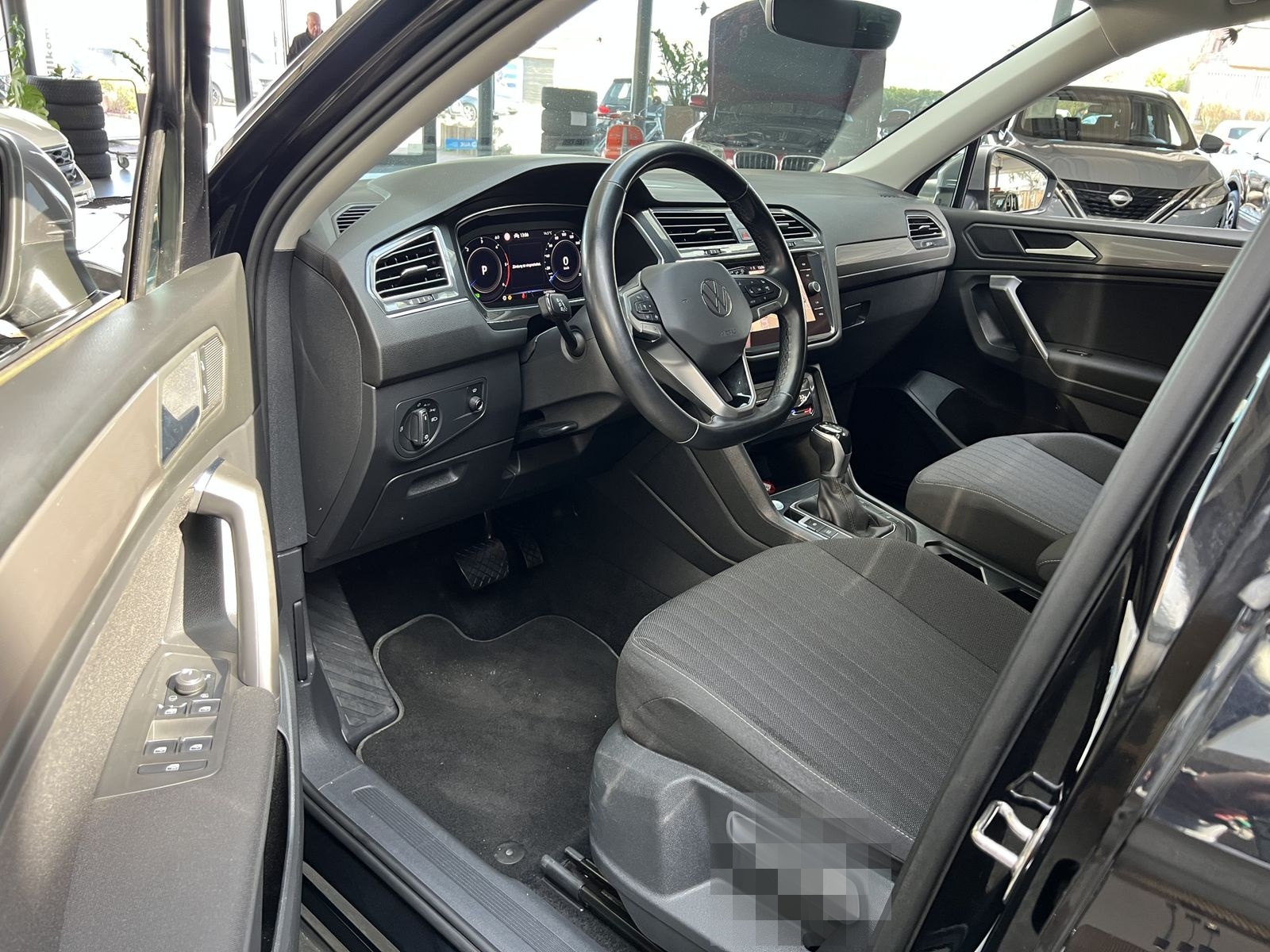 Volkswagen Tiguan Allspace Life 2.0TDI DSG Navi HeadUp LED foto 8
