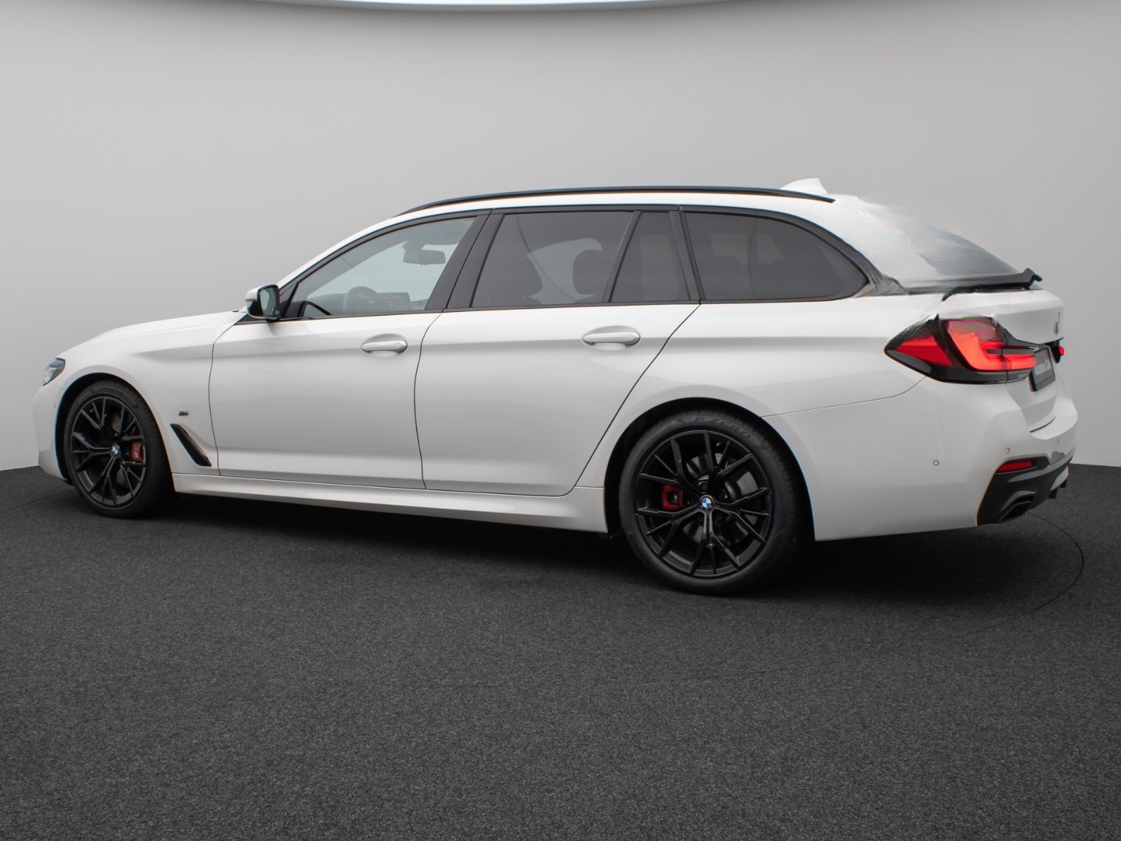 BMW 540d xD Tour M Sport HUD HiFi Laserlicht 19`` foto 10