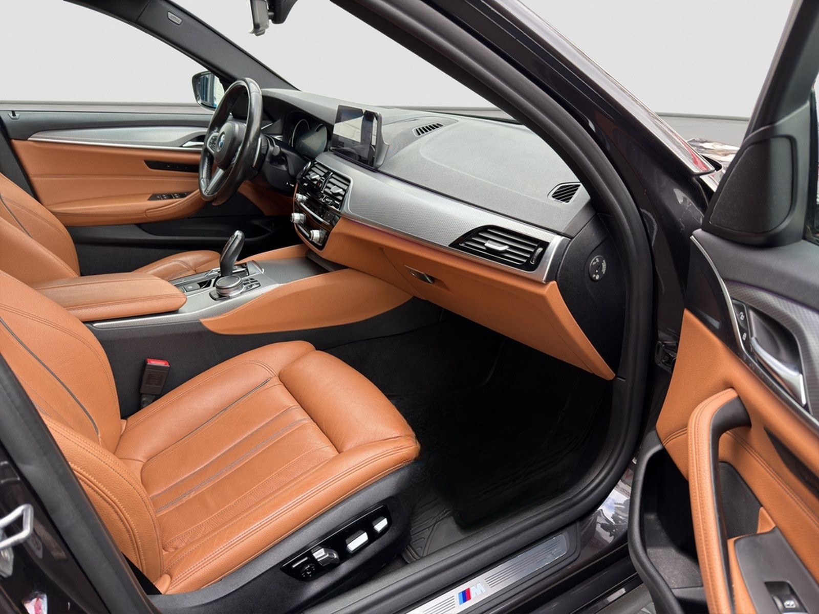 BMW 530 d M Sport SOFT.C/HUD/KEYL./MEMORY/L4xSHZ/UVM foto 12