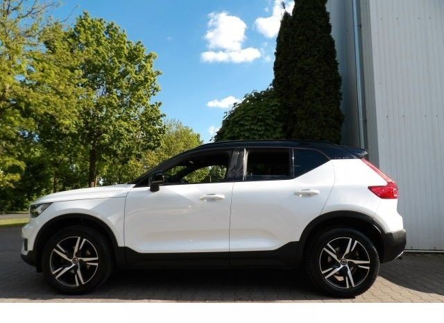 Volvo XC40 R-Design Sensus Kamera ...erst 68.990KM! foto 2