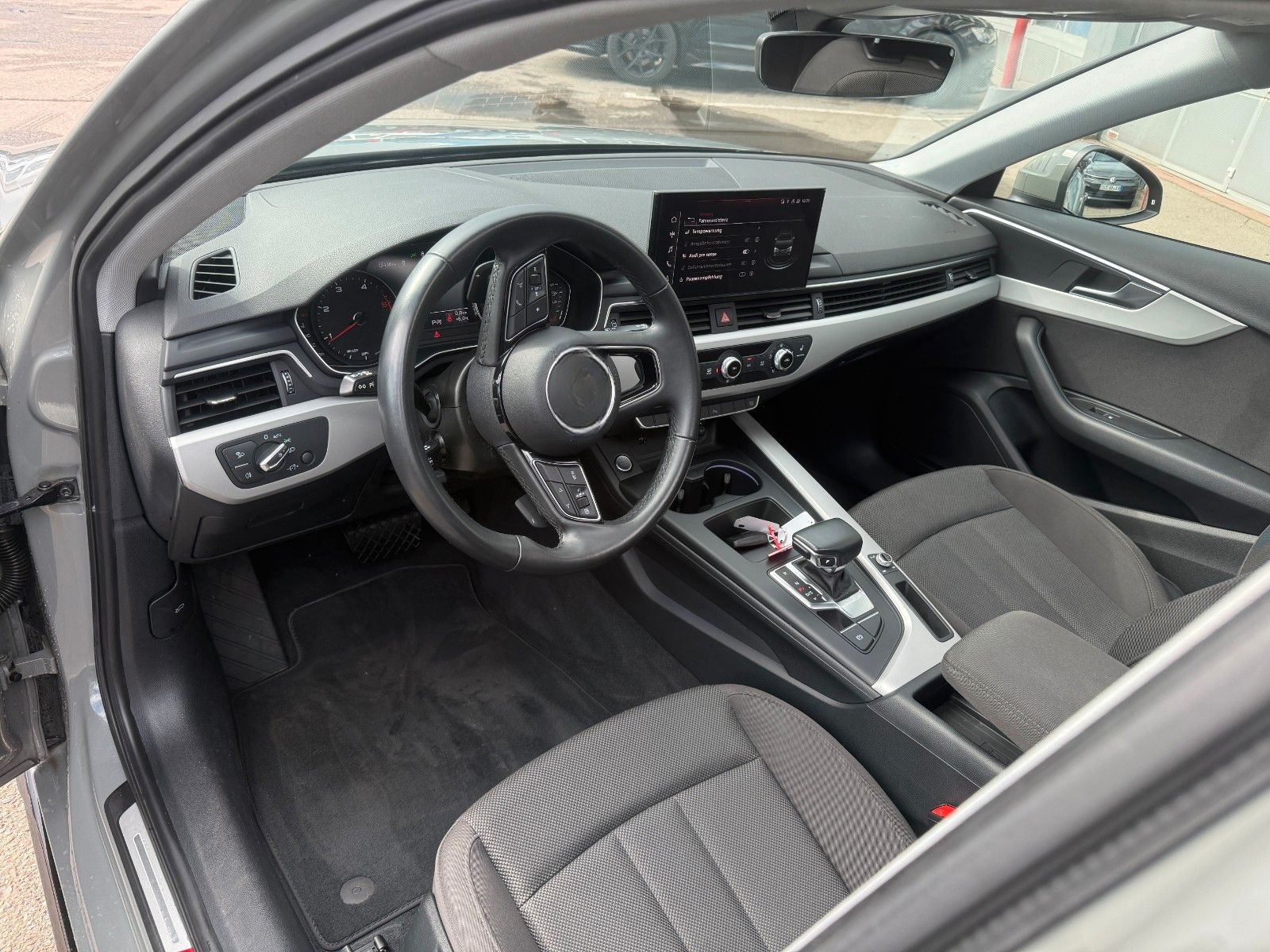 Audi A4 Avant 30 TDI S line Compet*Pano*Kamera*Matrix foto 11