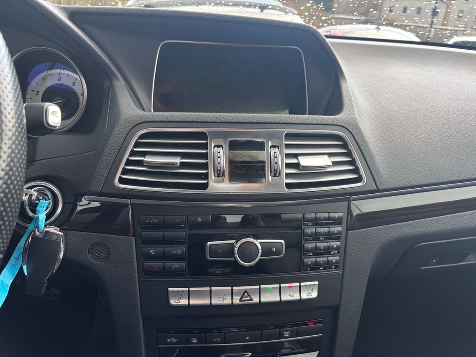 Mercedes-Benz E 200 Coupe AMG-Line *PANO*NAVI*TOTW*ACC foto 14