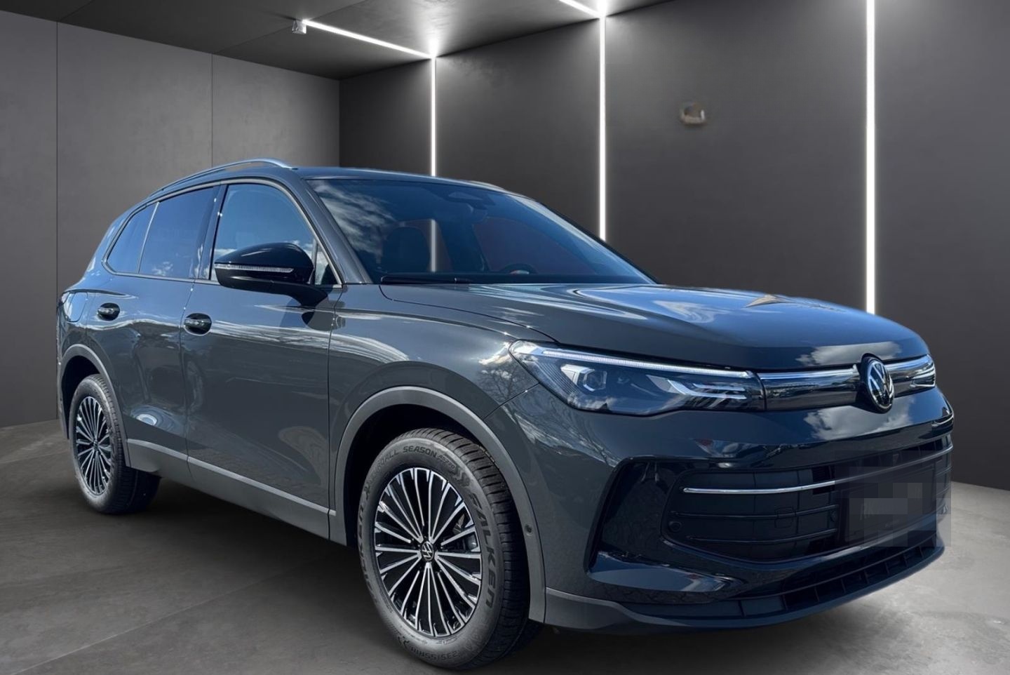 Volkswagen Tiguan Goal 1.5 eTSI DSG LED Navi 18 Zoll elektr foto 2