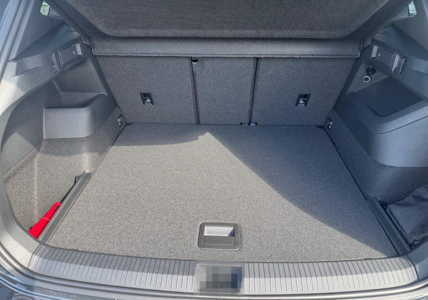Volkswagen Tiguan Goal 1.5 eTSI DSG LED Navi 18 Zoll elektr foto 12