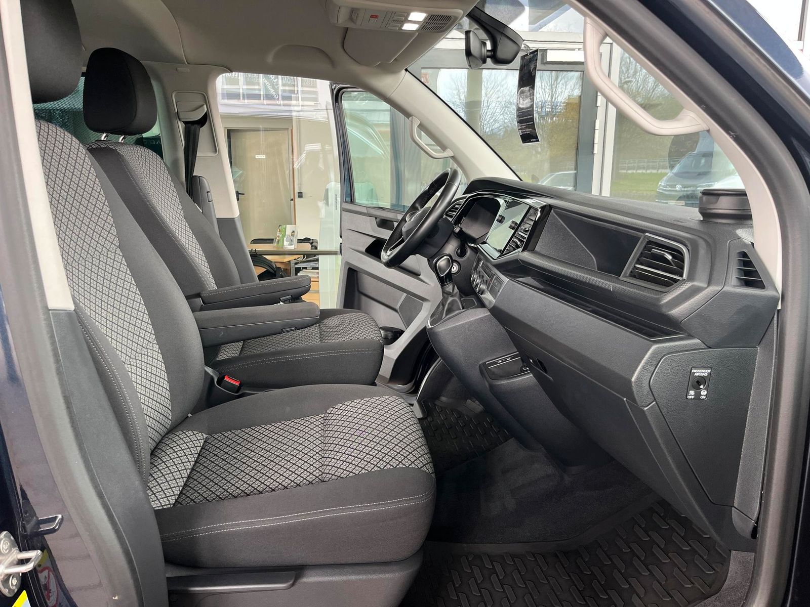 Volkswagen T6.1 Multivan NAVI, ACC, KLIMAAUTO,SITZHEIZUNG foto 12