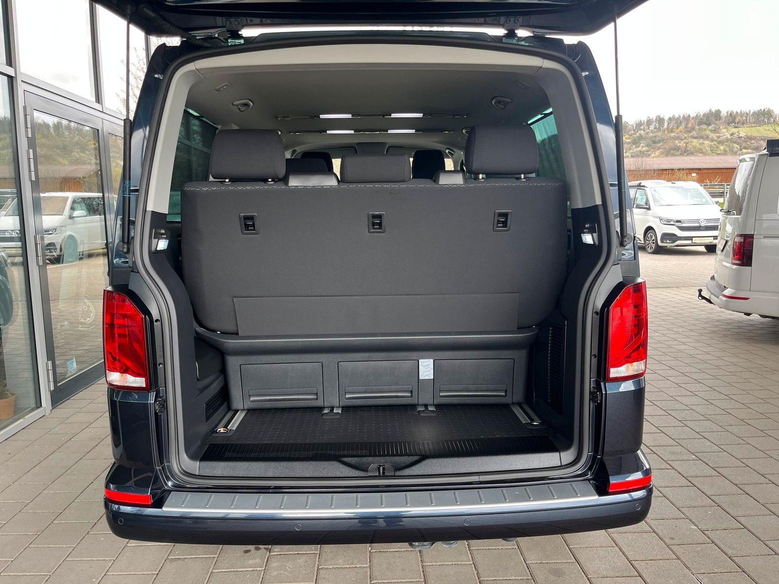 Volkswagen T6.1 Multivan NAVI, ACC, KLIMAAUTO,SITZHEIZUNG foto 19