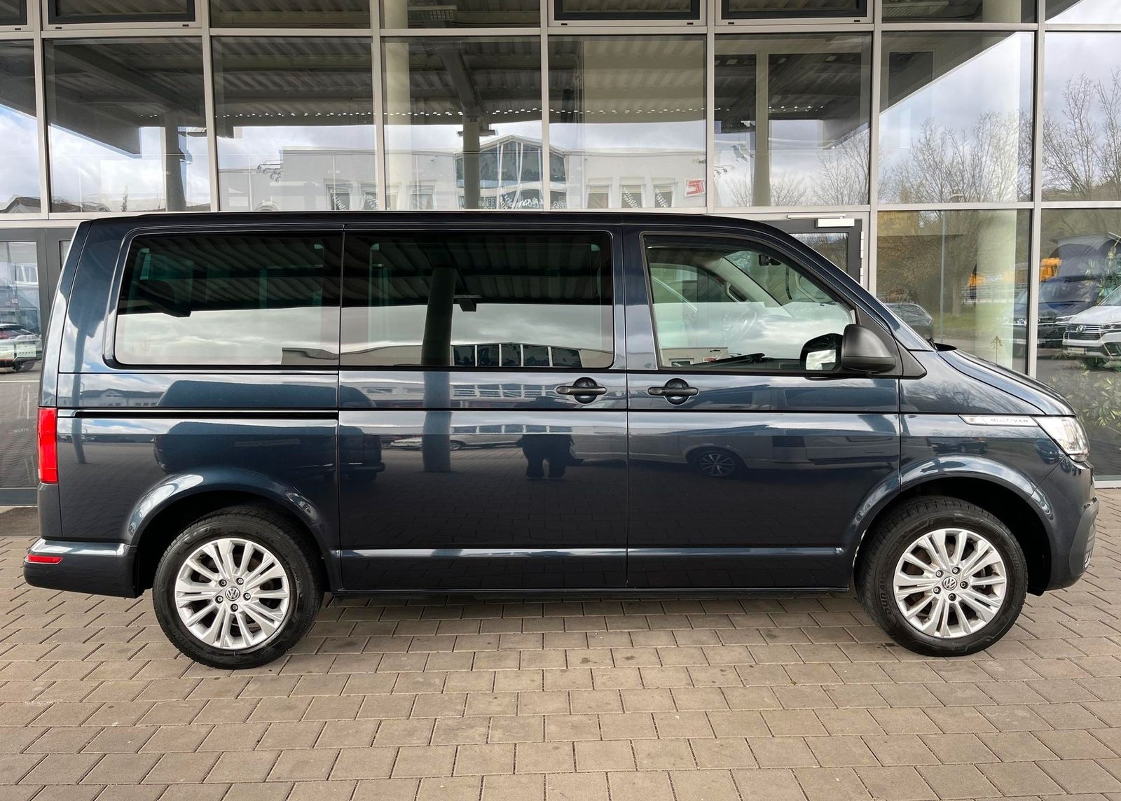 Volkswagen T6.1 Multivan NAVI, ACC, KLIMAAUTO,SITZHEIZUNG foto 7