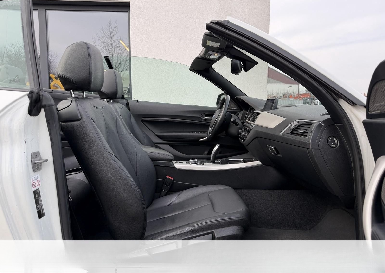 BMW 220 i Cabrio Advantage*LEDER*NAVI*LED*DAB foto 15