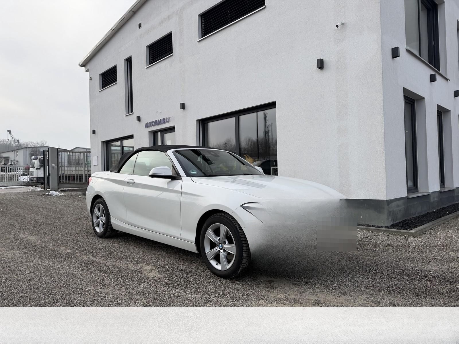 BMW 220 i Cabrio Advantage*LEDER*NAVI*LED*DAB foto 3