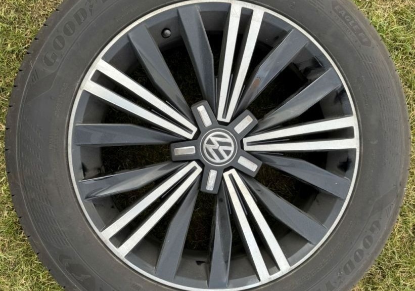 Volkswagen Tiguan Higl*AHK*360°*LED*Navi*Klima foto 15