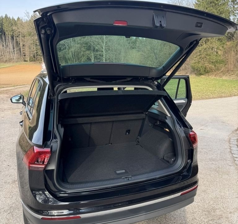 Volkswagen Tiguan Higl*AHK*360°*LED*Navi*Klima foto 7
