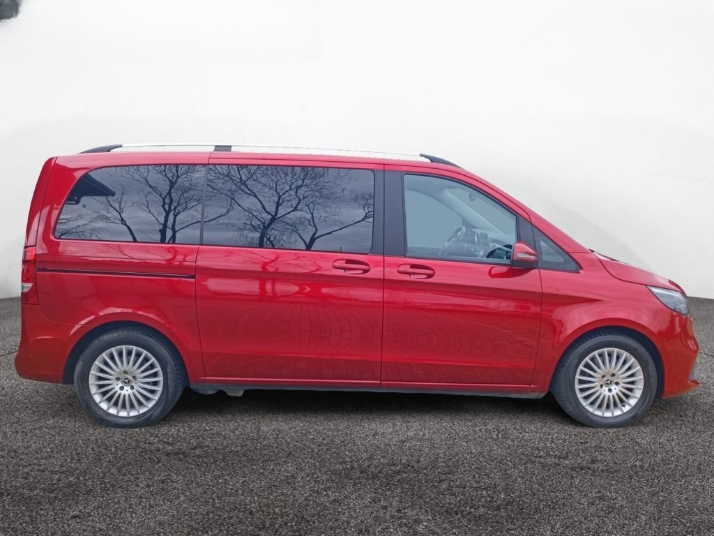 Mercedes-Benz V 220 d kompakt 9G-TRONIC Edition foto 2