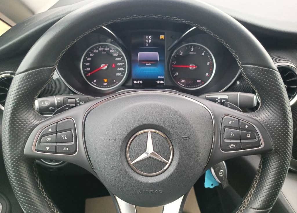 Mercedes-Benz V 220 d kompakt 9G-TRONIC Edition foto 12