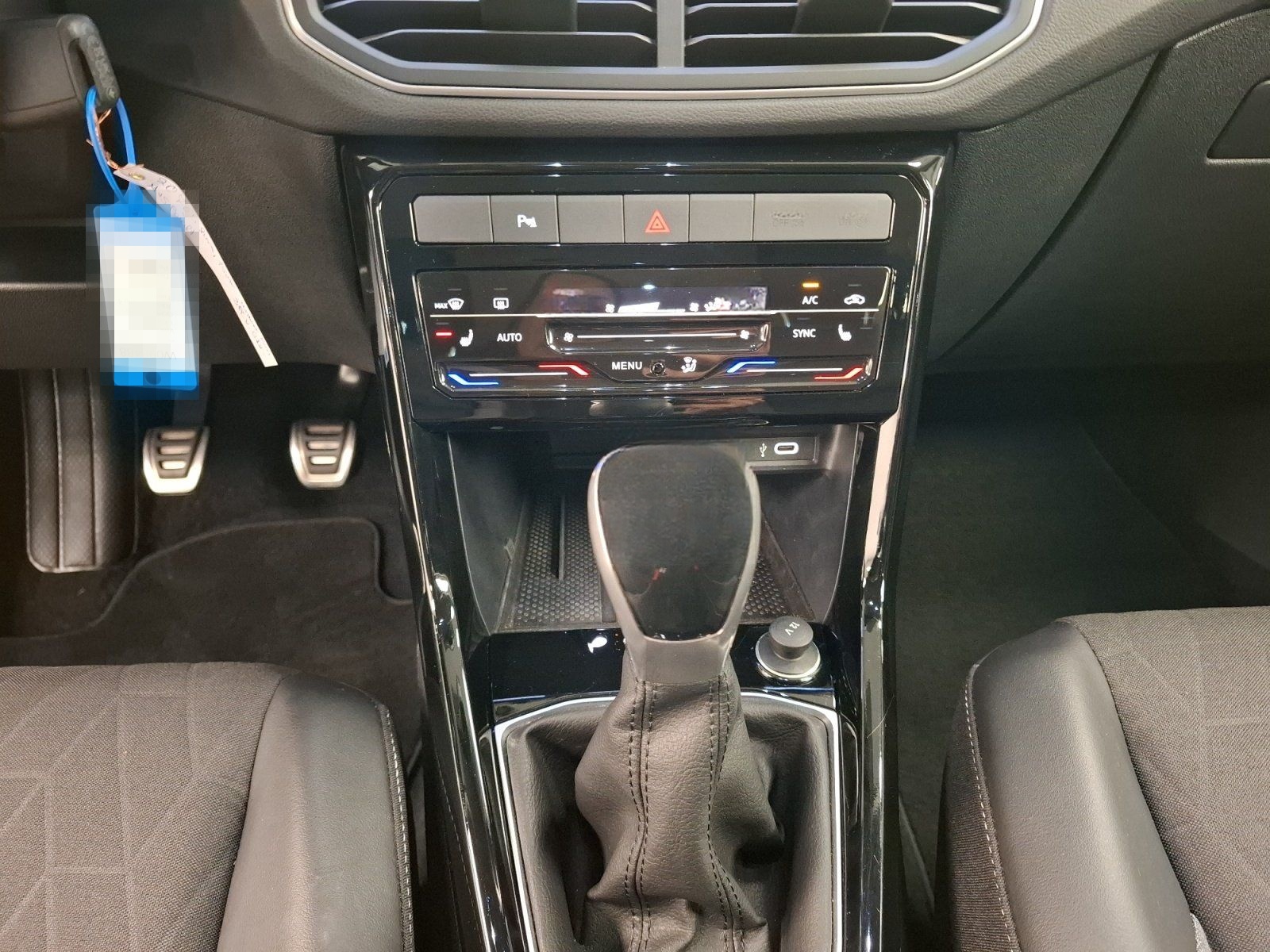 Volkswagen T-Cross 1.0 TSI 70 kW Goal Navi SHZ CarPlay ACC foto 9