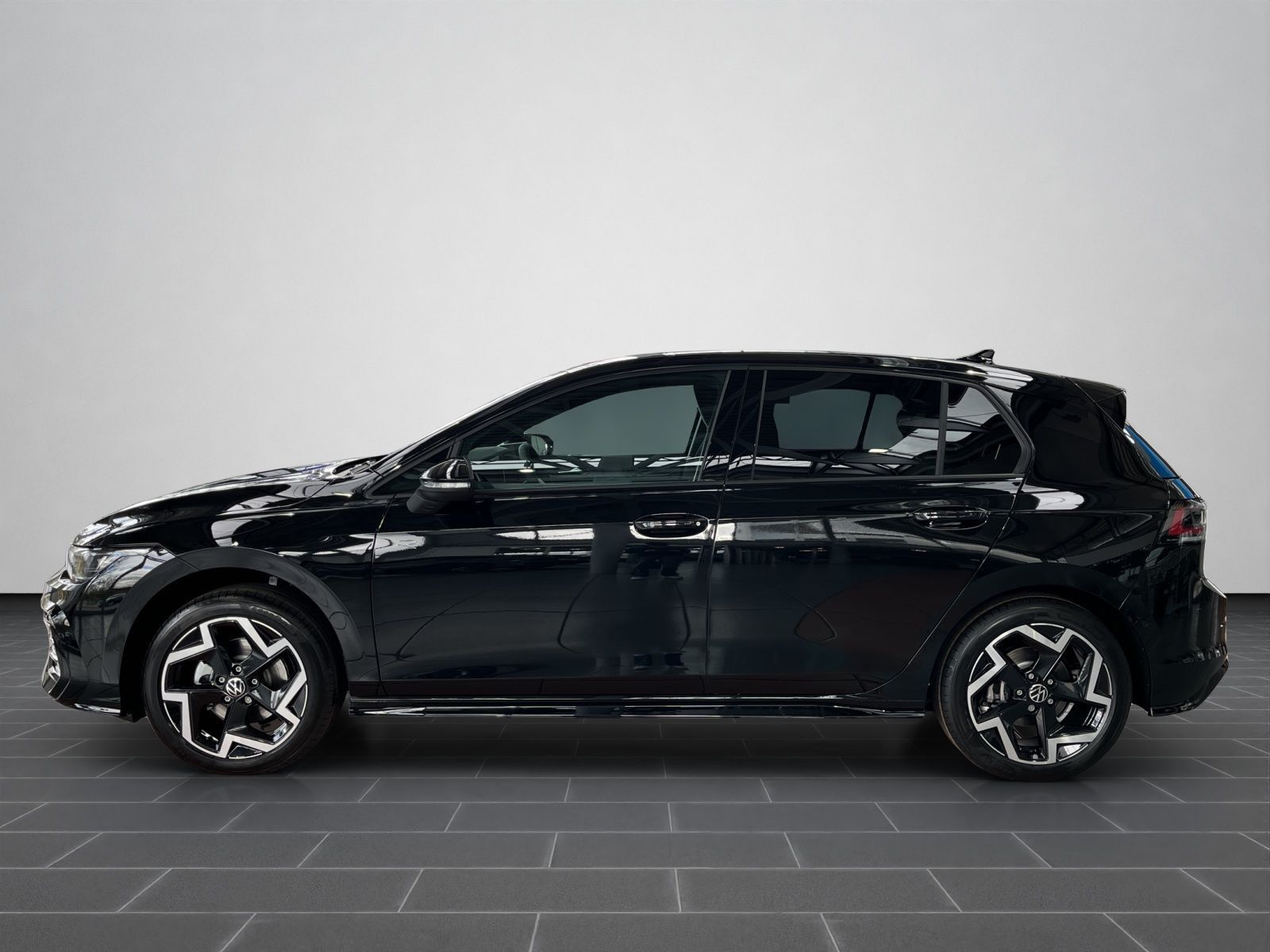Volkswagen Golf R-Line 1,5 l eTSI OPF 110 kW (150 PS) 7-Gan foto 7