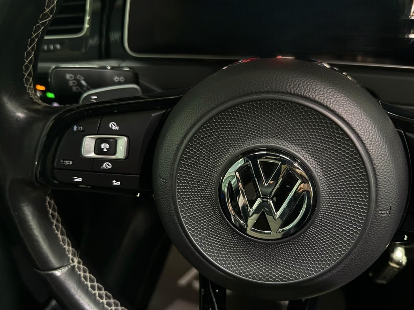 Volkswagen VII Lim. R * DSG * VIRTUAL * DYNAUDIO* foto 20