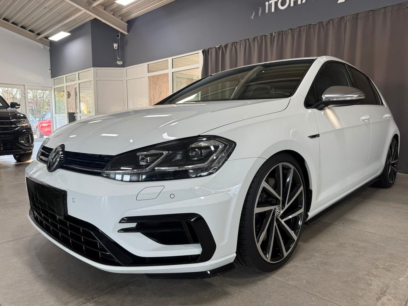 Volkswagen VII Lim. R * DSG * VIRTUAL * DYNAUDIO* foto 6