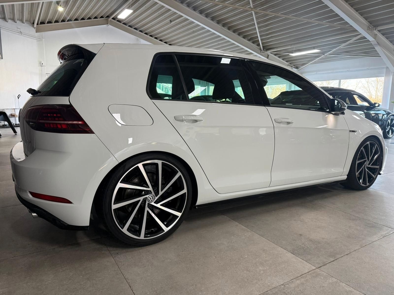 Volkswagen VII Lim. R * DSG * VIRTUAL * DYNAUDIO* foto 10