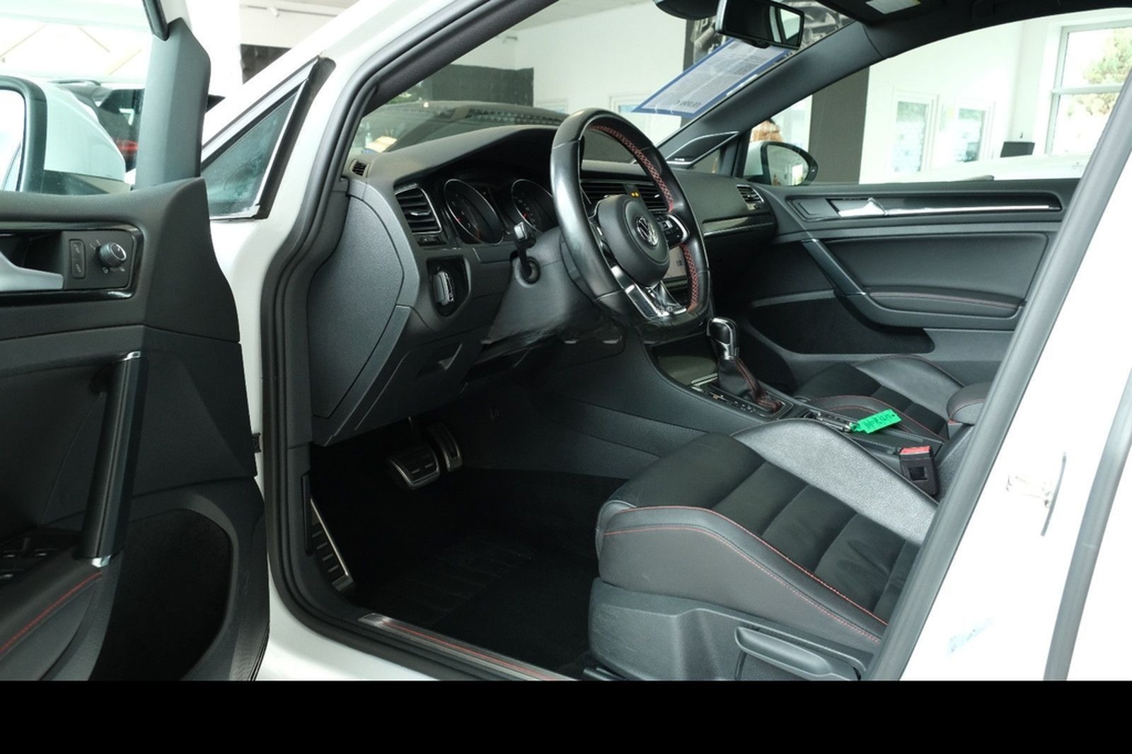 Volkswagen Golf 2.0 TSI GTI DSG Performance "LEDER"ACC"CAM" foto 16