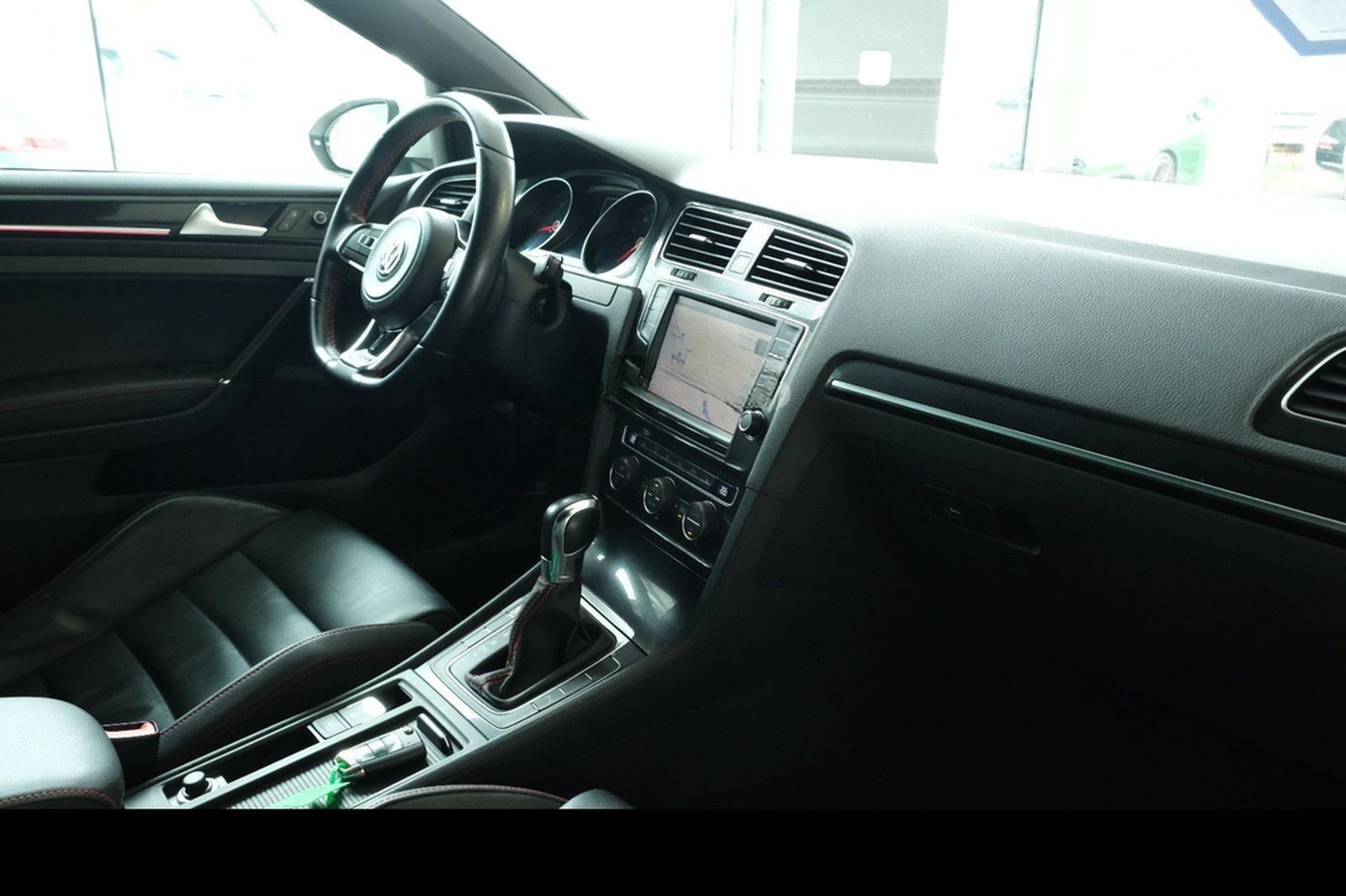 Volkswagen Golf 2.0 TSI GTI DSG Performance "LEDER"ACC"CAM" foto 21
