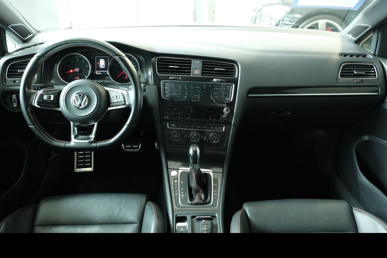 Volkswagen Golf 2.0 TSI GTI DSG Performance "LEDER"ACC"CAM" foto 24