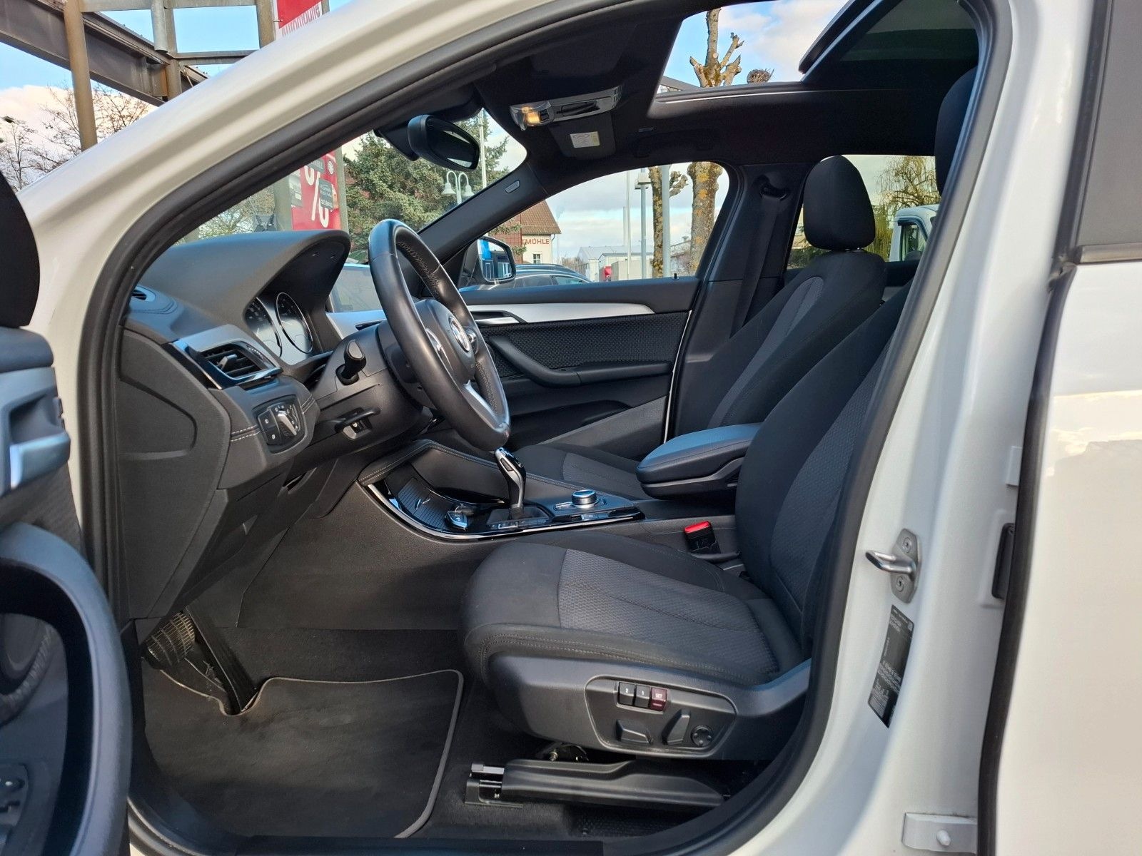 BMW X2 sDrive 18i Aut. Pano LED Memory TOP foto 10