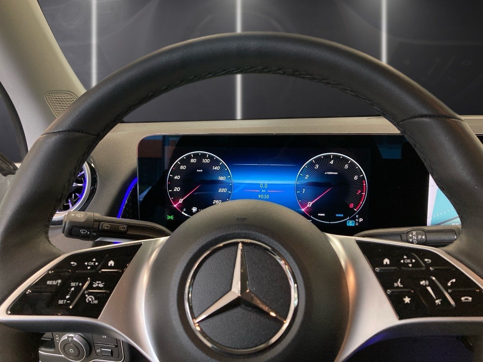 Mercedes-Benz GLB 250 4M*7-Sitz*AHK*Distr*Totwi*360*Mbeam*Memo foto 8