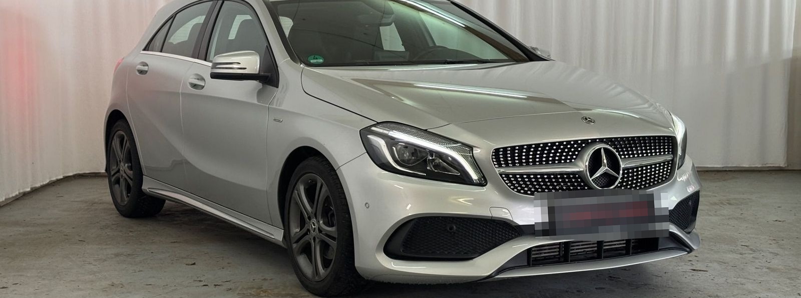Mercedes-Benz A 200 AMG Sport Line Edition LED ALCANTARA foto 4