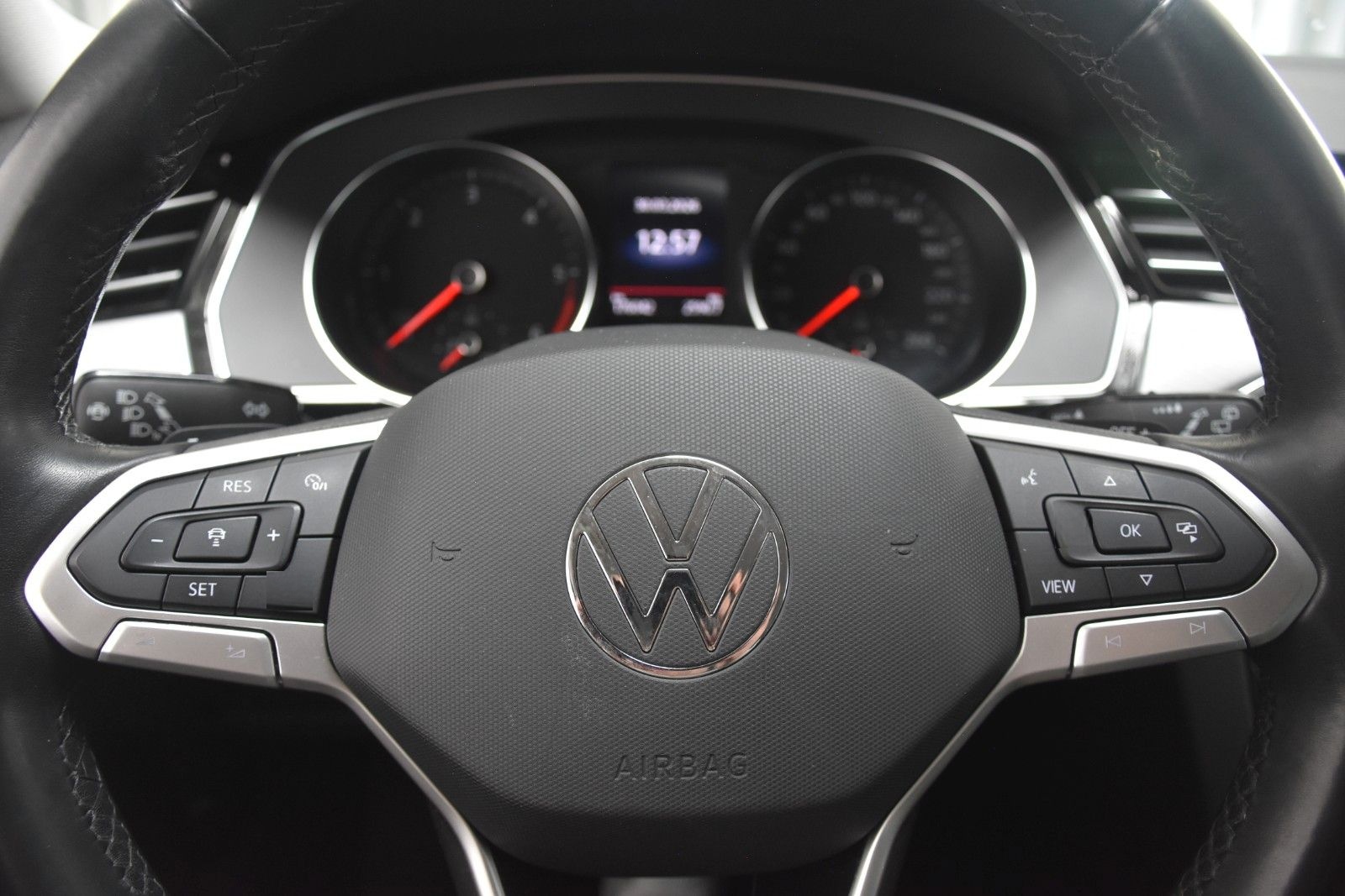 Volkswagen Passat Business DSG LED Navi Kam Leder ACC AHK foto 25