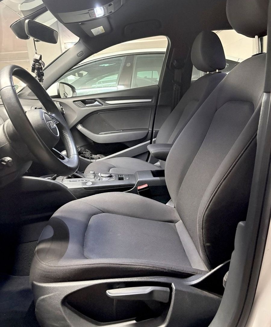 Audi A3 Sportback 35 TFSI - 110 kw (150 PS... foto 6