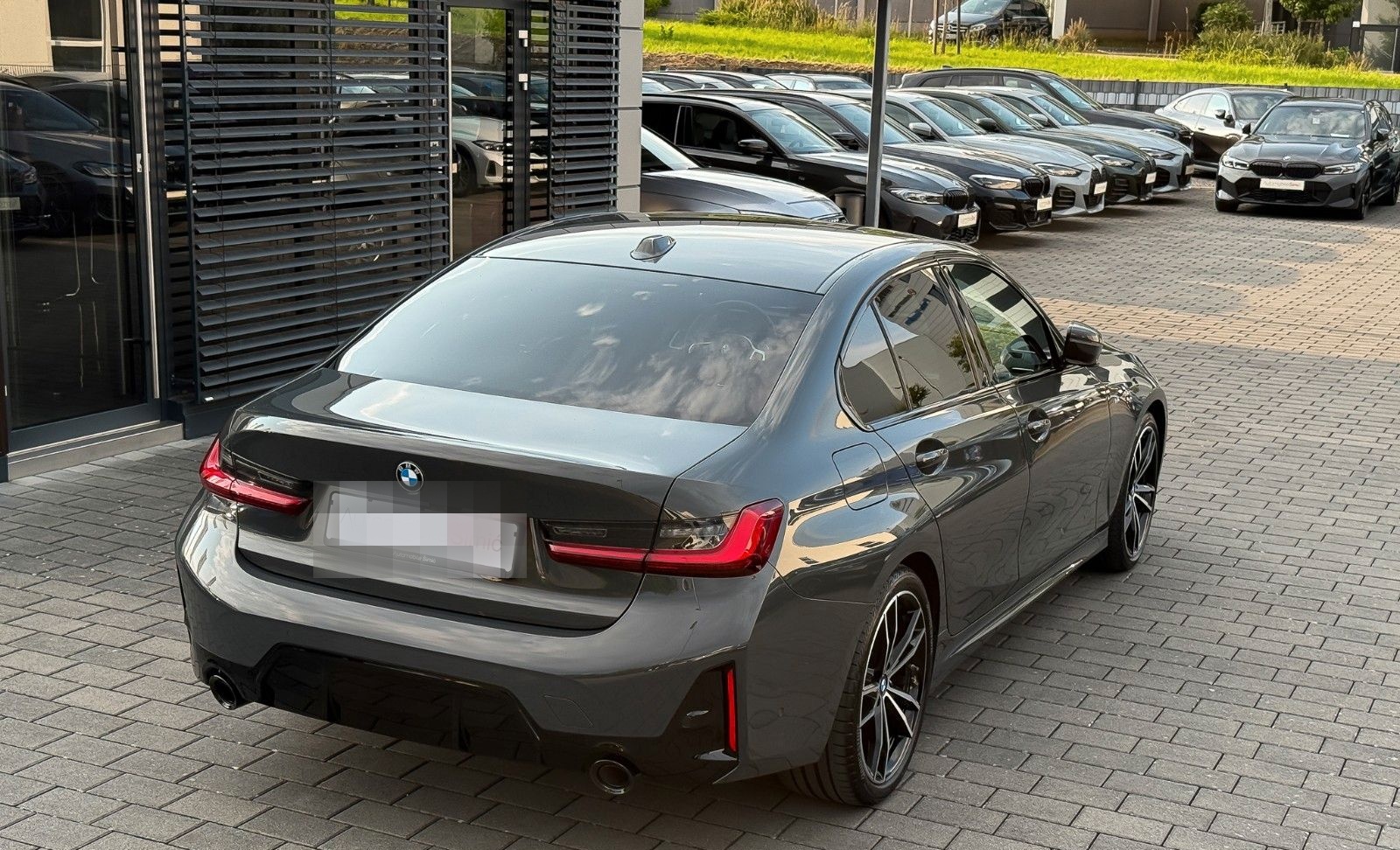 BMW 320d xD M Sport 19" ACC HuD StHzg Ad.LED Komfort foto 14