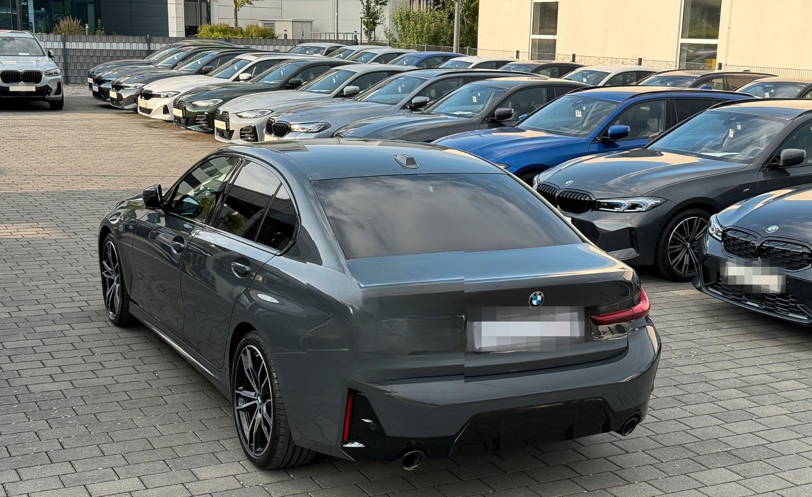 BMW 320d xD M Sport 19" ACC HuD StHzg Ad.LED Komfort foto 17