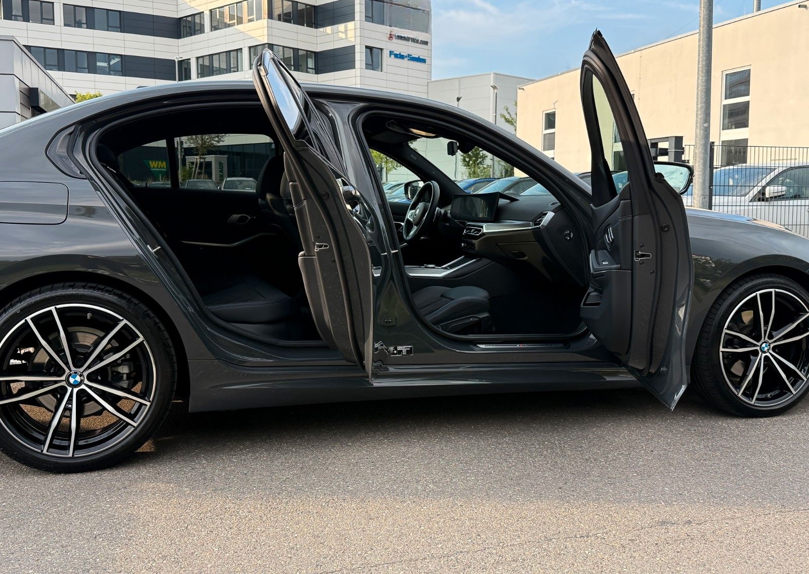 BMW 320d xD M Sport 19" ACC HuD StHzg Ad.LED Komfort foto 8