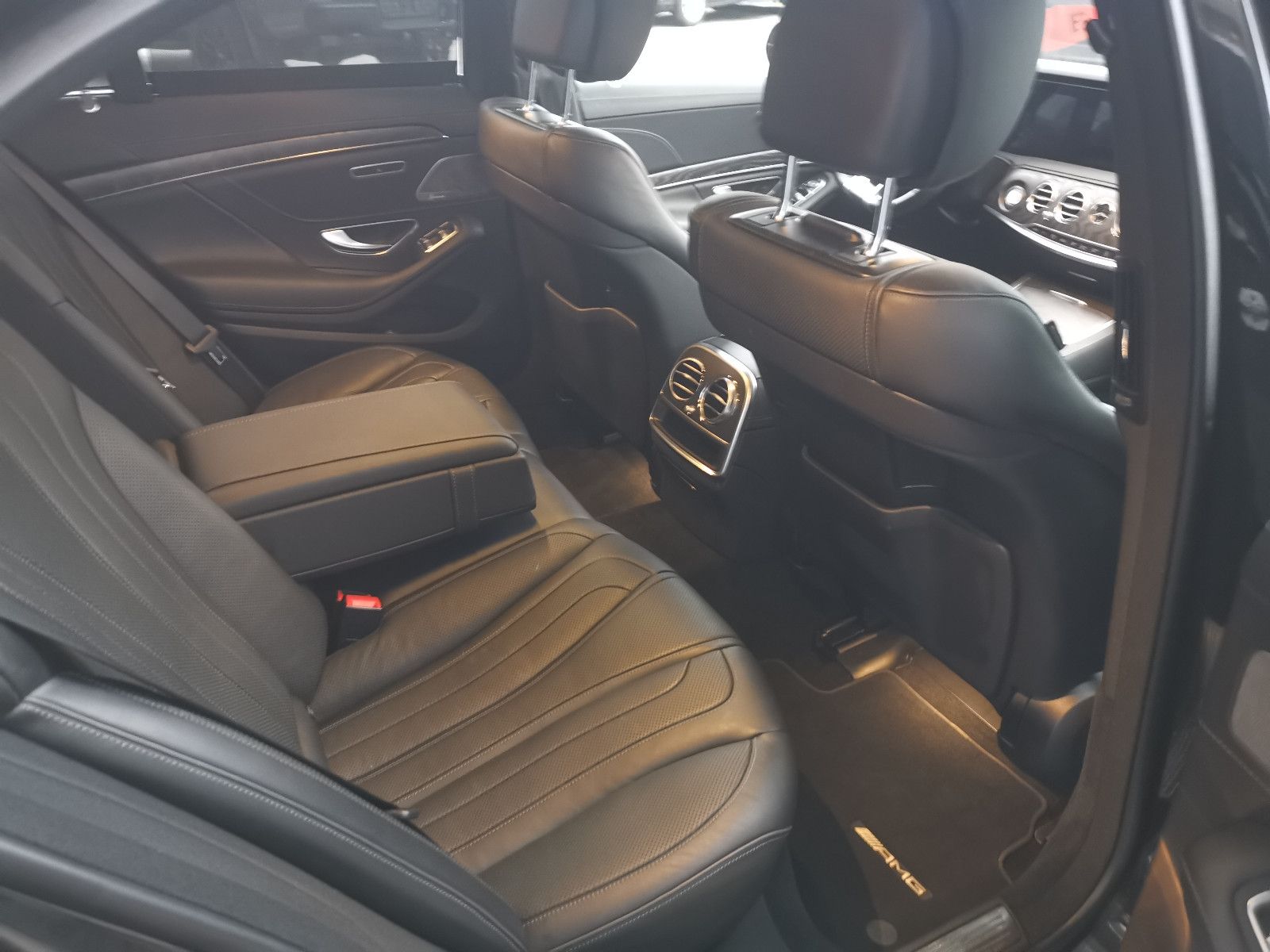 Mercedes-Benz S 560  4Matic AMG-Plus / Line Standheizung Pano foto 9